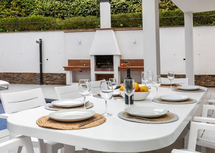 Palmbeach By Interhome يوريت دي مار