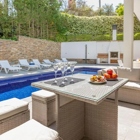 Villa Palmbeach By Interhome Lloret de Mar