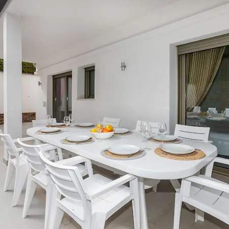 Palmbeach By Interhome