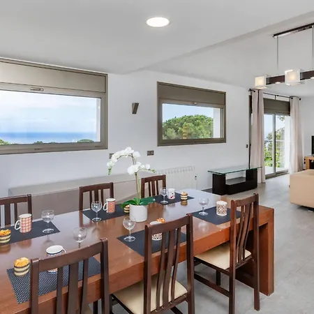 Villa Palmbeach By Interhome